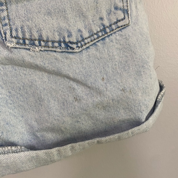 Pull and Bear midi length shorts - Picture 2 of 3